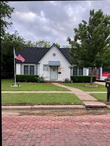 905 W Oak, Olney, TX 76374