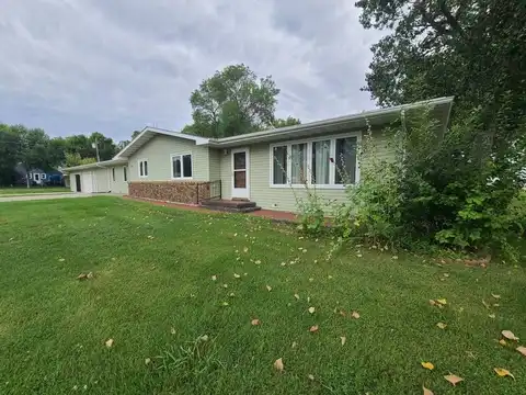 225 Akin Street, Bottineau, ND 58318