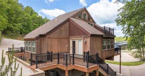 206 Yacht Club Landing Dr., Lake Ozark, MO 65049