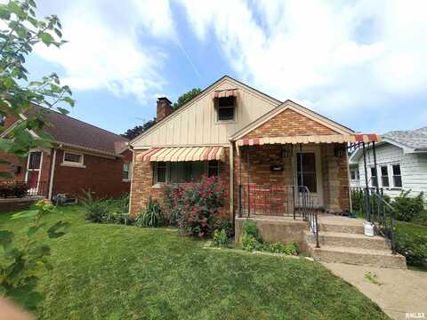 2033 12TH Street, Moline, IL 61265