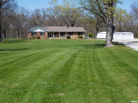 1723 WALNUT HILL Road, Centralia, IL 62801