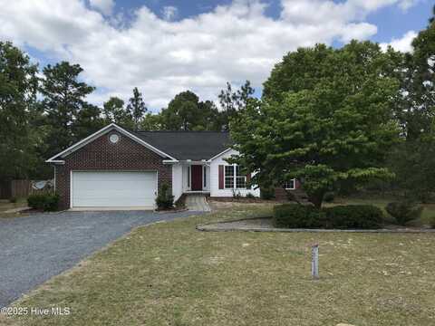 223 Bellhaven Drive, Carthage, NC 28327