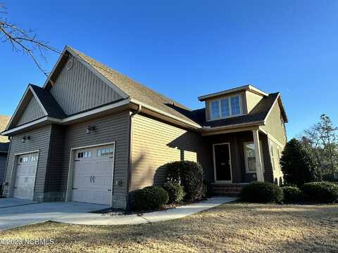 136 Cypress Circle, Southern Pines, NC 28387