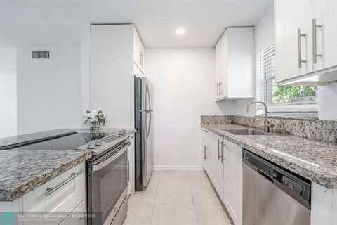 1811 SW 24th St, Fort Lauderdale, FL 33315