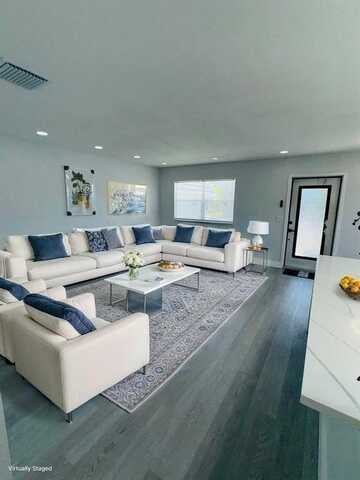 364 Flanders H, Delray Beach, FL 33484
