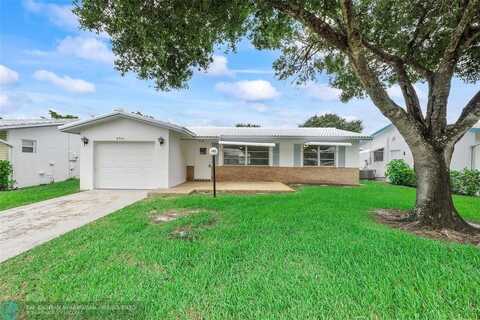8961 NW 12th St, Plantation, FL 33322