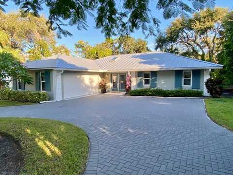 907 Tropic Drive, Vero Beach, FL 32963