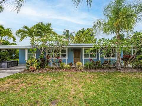 1590 4th Avenue, Vero Beach, FL 32960