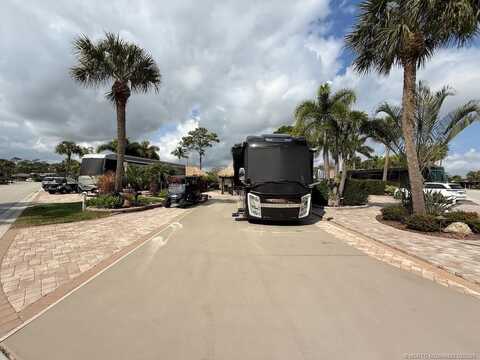 451 NW Sandtrap Lane, Port Saint Lucie, FL 34986
