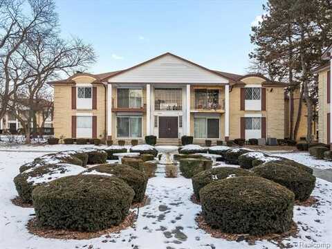 29224 GLOEDE Drive, Warren, MI 48088