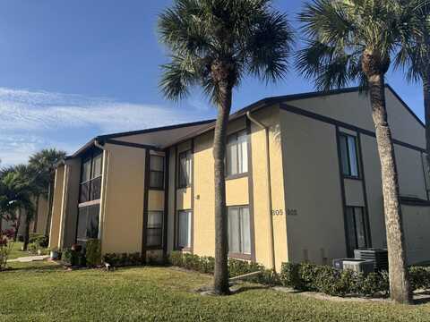 805 Sky Pine Way, Greenacres, FL 33415