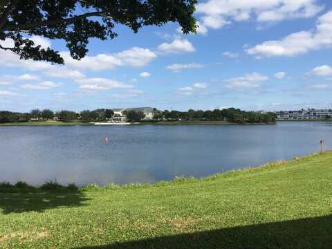 205 Wellington E, West Palm Beach, FL 33417