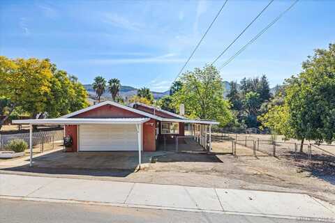 13721 Ridge Hill Rd, El Cajon, CA 92021