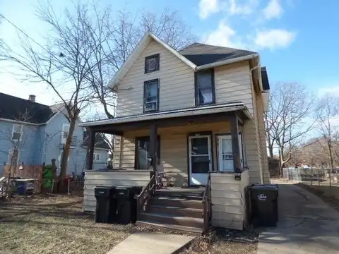 1138 & 1138 1/2 Harrison Avenue, Beloit, WI 53511