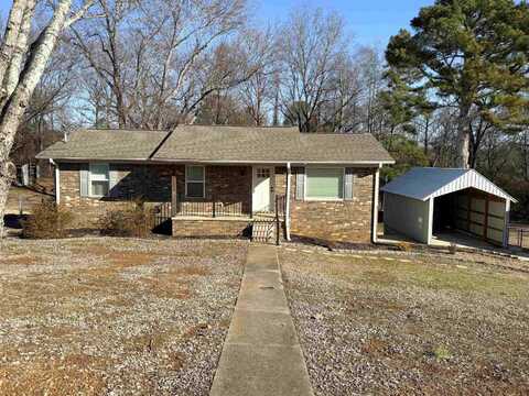 303 Shaler Dr, Killen, AL 35645