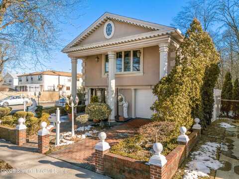 4 Dewey Avenue, Staten Island, NY 10308