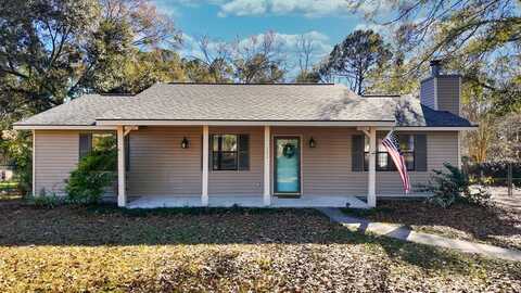 386 Longwood Dr, Thomasville, GA 31757