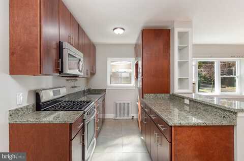 2339 40TH PLACE NW, WASHINGTON, DC 20007