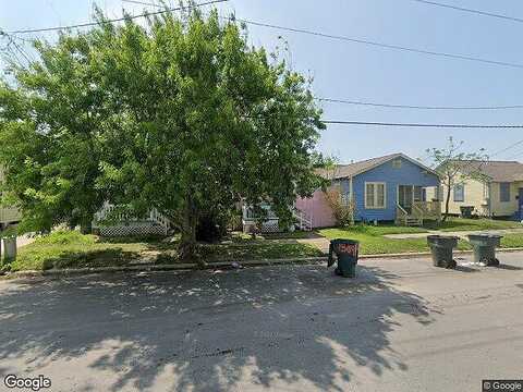 55Th, GALVESTON, TX 77551