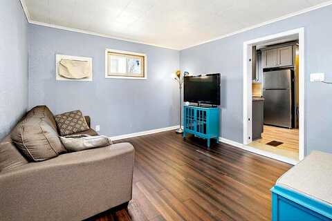 Forest, SAINT PAUL, MN 55106
