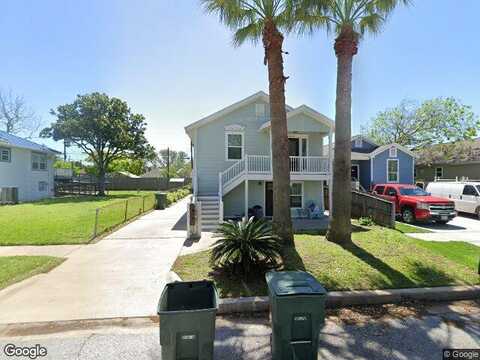 Avenue R, GALVESTON, TX 77551