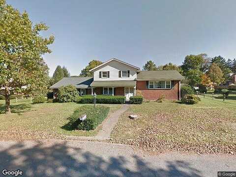 Westview, READING, PA 19605