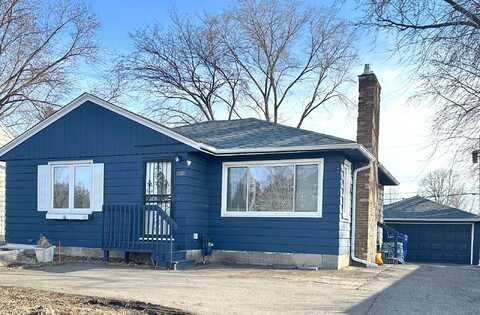 Larpenteur, SAINT PAUL, MN 55113