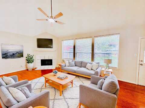 Surreydon, HOUSTON, TX 77014