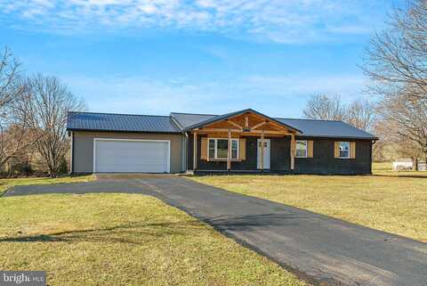 Marie, WEST GROVE, PA 19390