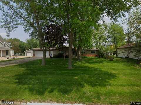 Summit, FAIRMONT, MN 56031