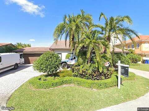 29Th, FORT LAUDERDALE, FL 33306