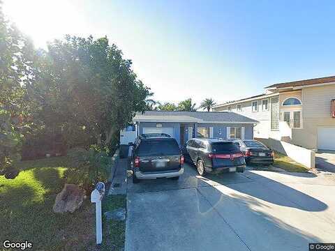 1St, REDINGTON SHORES, FL 33708