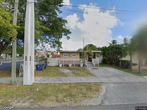 1St, HALLANDALE BEACH, FL 33009