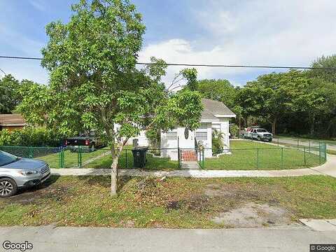 3Rd, NORTH MIAMI, FL 33161