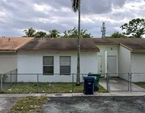 213Th, MIAMI GARDENS, FL 33055