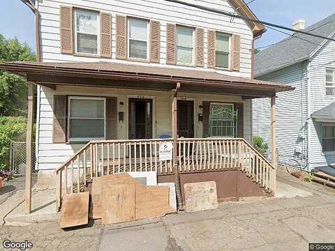 S Edwards Ct, Scranton, PA 18504