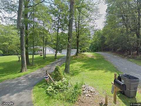 Hundred Springs Rd, Tyrone, PA 16686