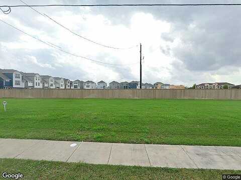 Edgewood Grove Trce, Houston, TX 77051