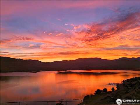 Apple, CHELAN, WA 98816