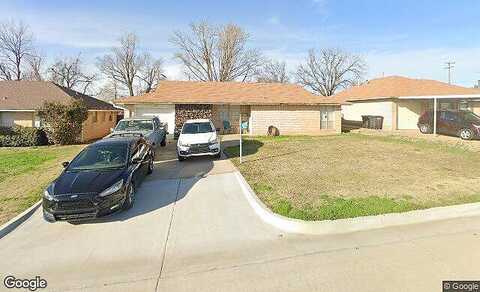 14Th, MOORE, OK 73160