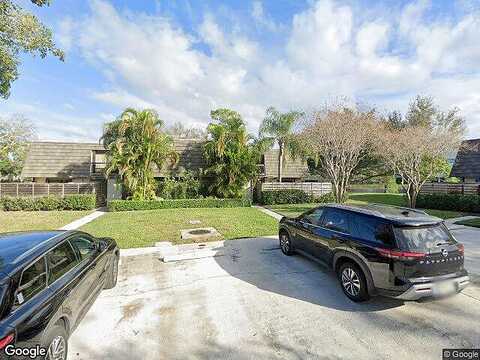 1St, PALM BEACH GARDENS, FL 33418