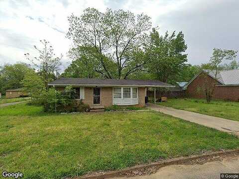 Chickasaw Stree, Holly Springs, MS 38635