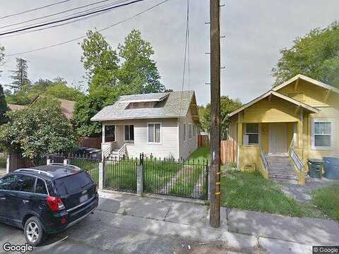 38Th, SACRAMENTO, CA 95817