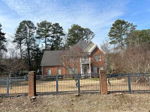 Peachtree Crnrs Cir, Norcross, GA 30092