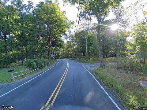 Cranberry Creek Rd, Cresco, PA 18326