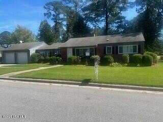 605 S Pembroke Avenue, Ahoskie, NC 27910