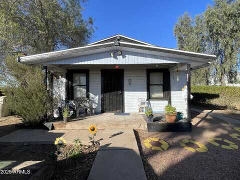 5920 W PALMAIRE Avenue, Glendale, AZ 85301