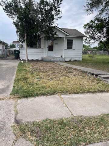 302 Newberry Street, Alice, TX 78332