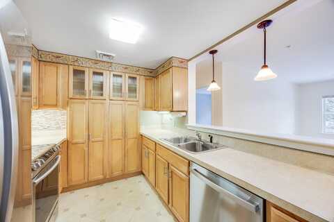 18 West Road, Orleans, MA 02653