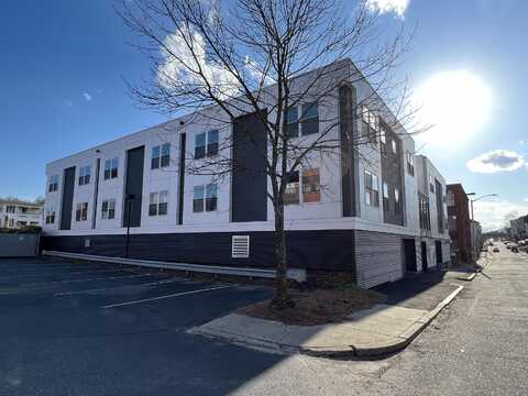 316 Shrewsbury Street unit: #11, Worcester, MA 01604